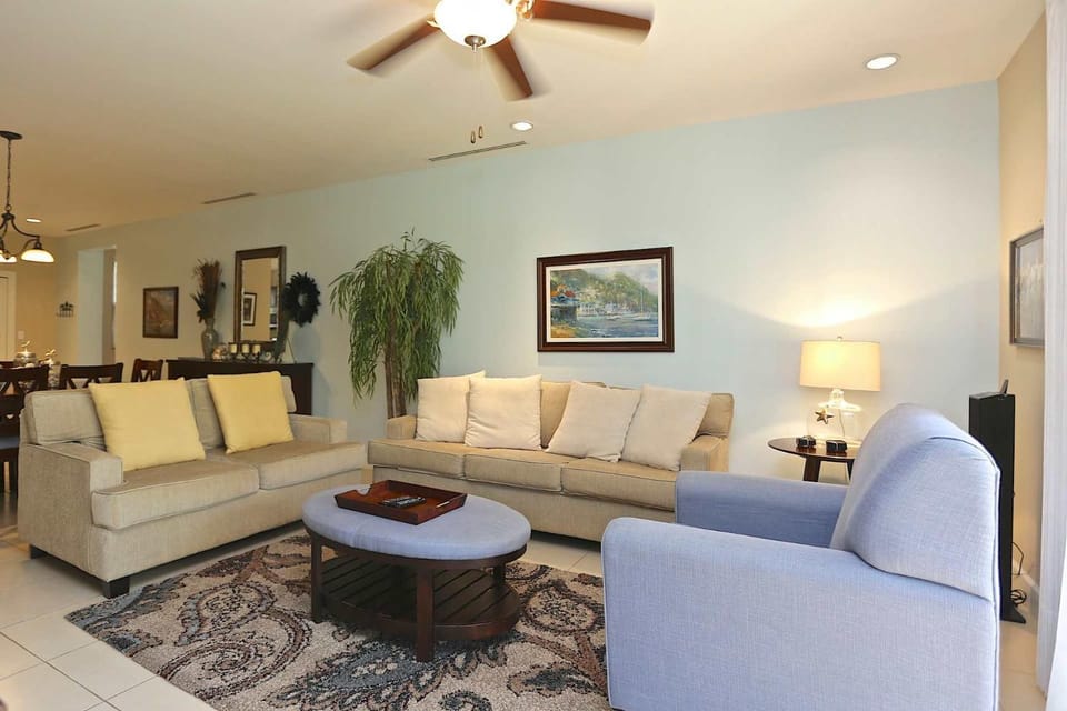 Coastal-Inspired Condo with a Pool-View Balcony & Beach Club Access Apartment in Coco