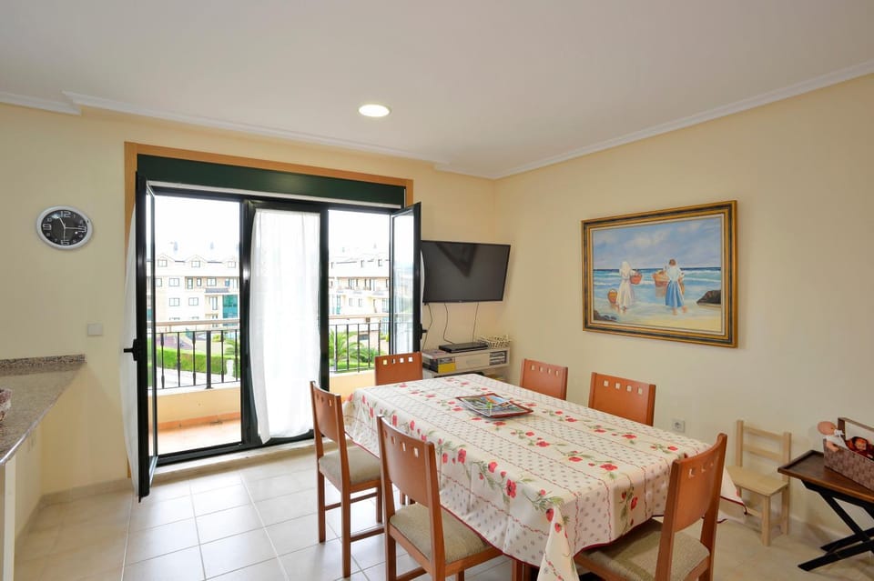 TV and multimedia, Dining area