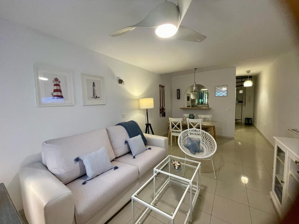 Duplex-Townhouse en Marbella - vistas al mar -sea view Apartment in Sitio de Calahonda