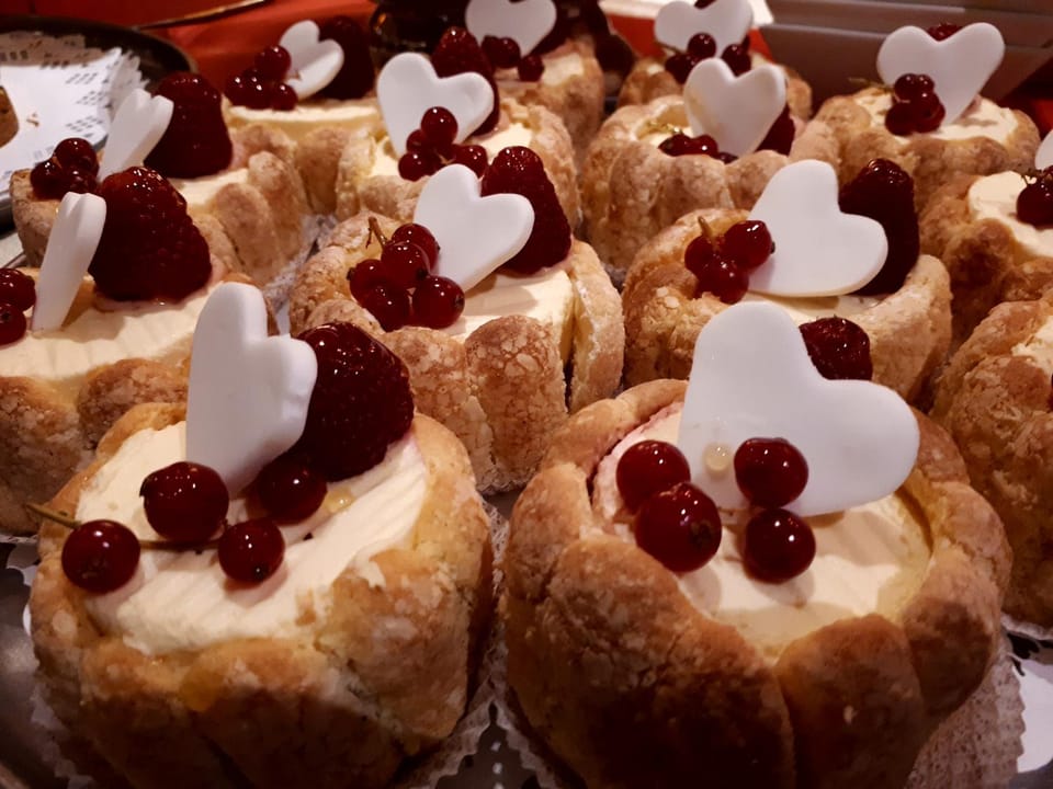 Food and drinks, Food