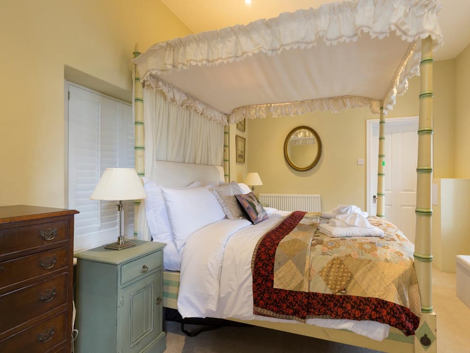 Property building, Bedroom