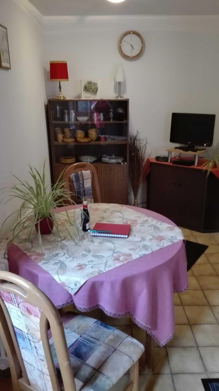 TV and multimedia, Dining area
