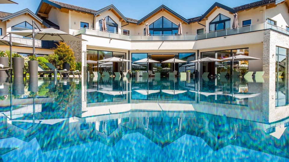 Spa and wellness centre/facilities, Swimming pool