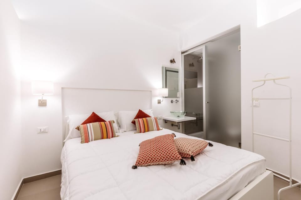 Loft Piazza Marina Family by DomuSicily Apartment in Palermo