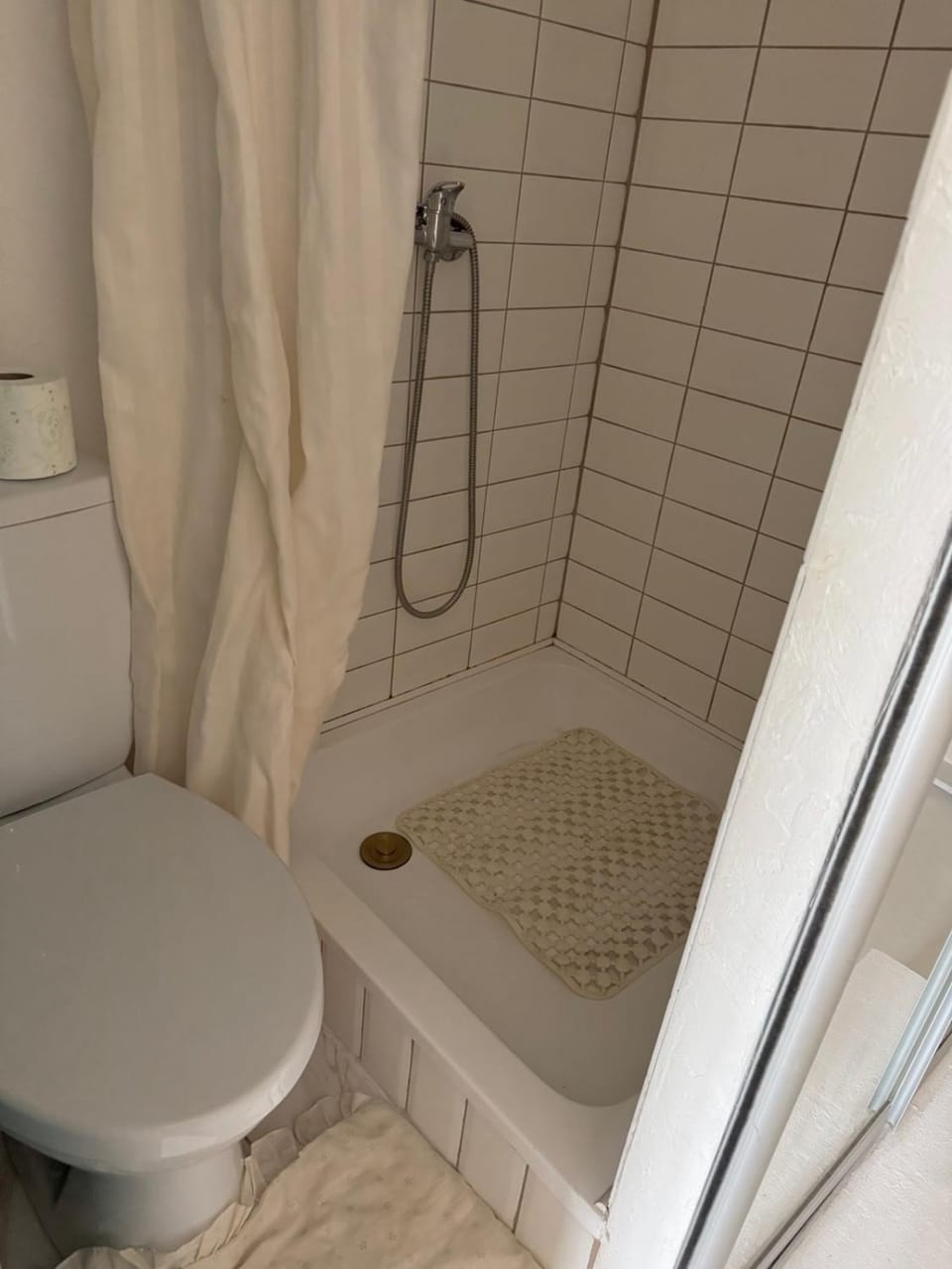 Дерибасівська провулок Чайковського16 або Театральний,16 Apartment in Odessa