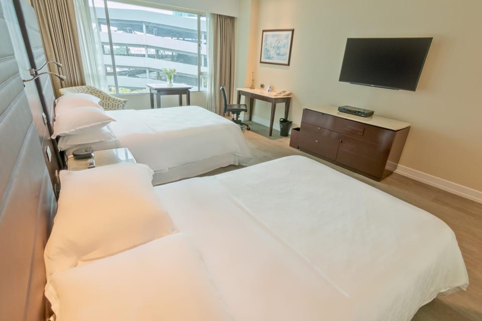Bed, TV and multimedia, Photo of the whole room, Bedroom, hair dresser