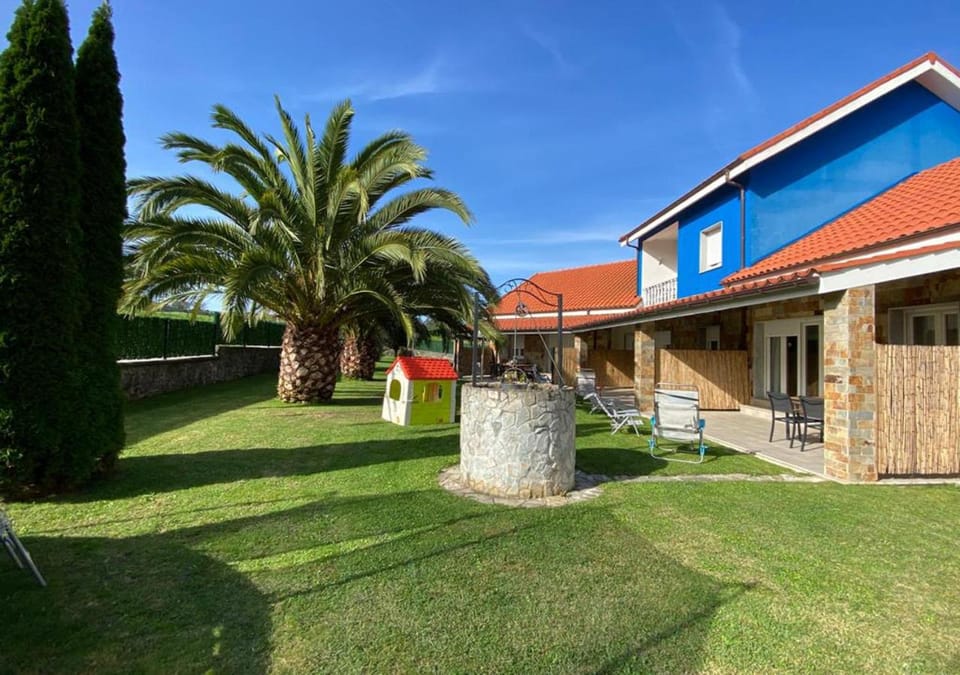 Property building, Garden