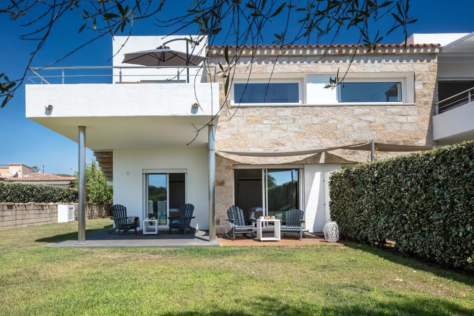 Property building, Garden