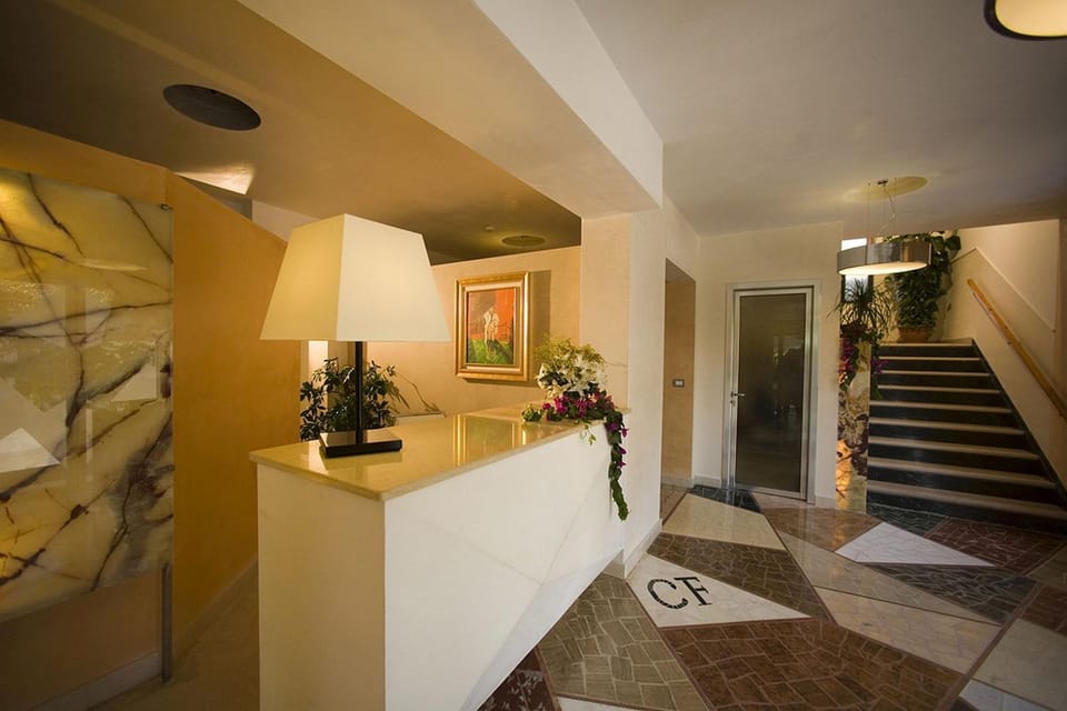 Lobby or reception, Decorative detail