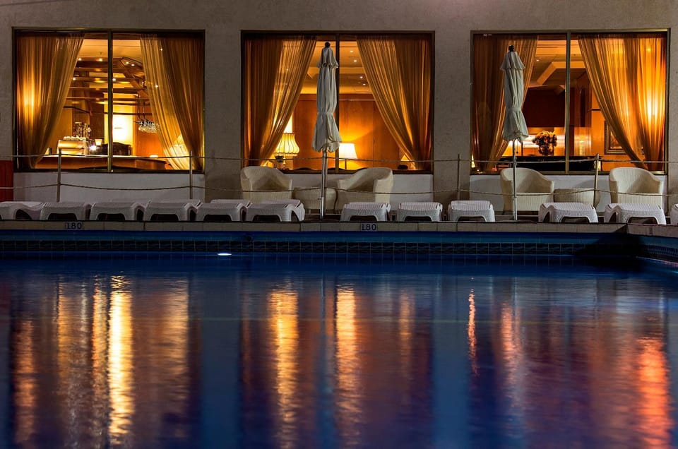 Swimming pool
