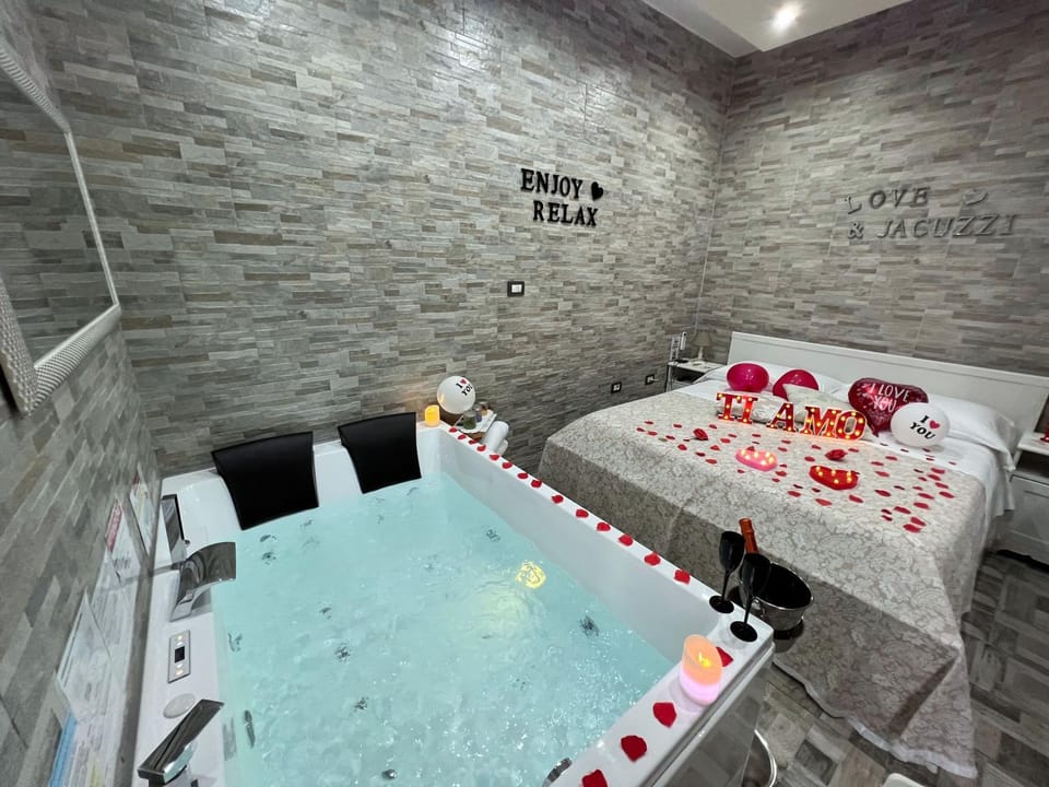 Hot Tub, View (from property/room), Bath