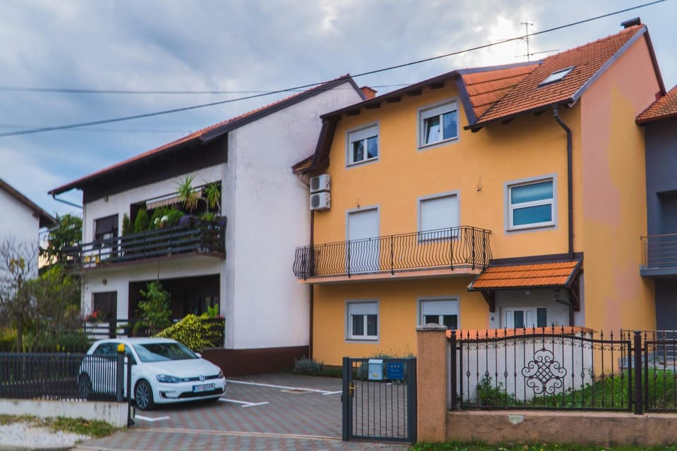 Apartments "Pavić" near Zagreb Airport Apartment in Slovenia