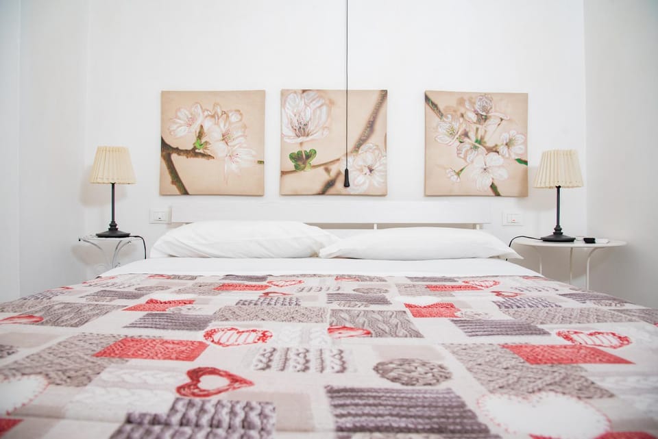 Siracusa Camere Tiche & Selene Apartment in Syracuse