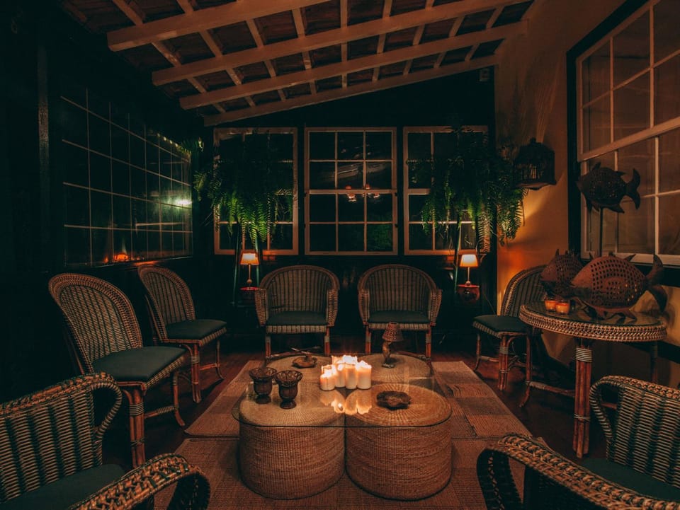 Seating area