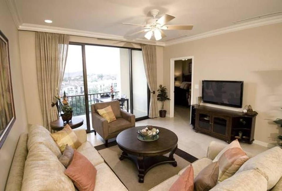 Third-Floor Oceanview Condo with Access to Sparkling Pool, Hot Tub & Beach Club House in Coco
