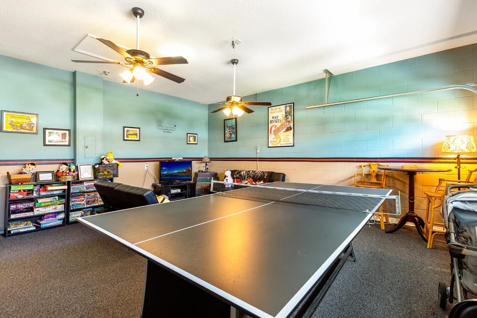 Game Room, Evening entertainment