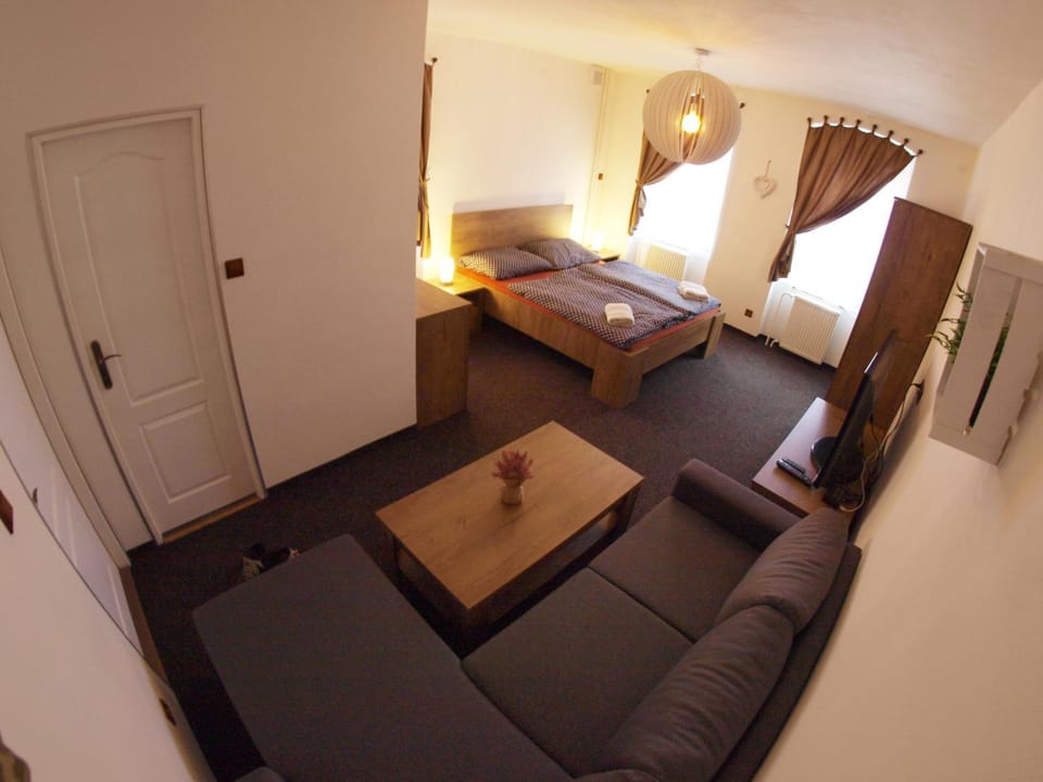 Bed, Photo of the whole room, Seating area, Bedroom