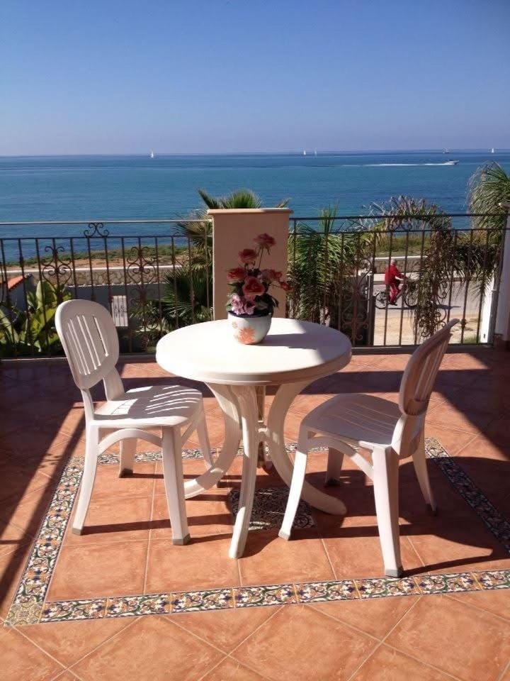 Villa rosa fronte mare Apartment in Mazara del Vallo