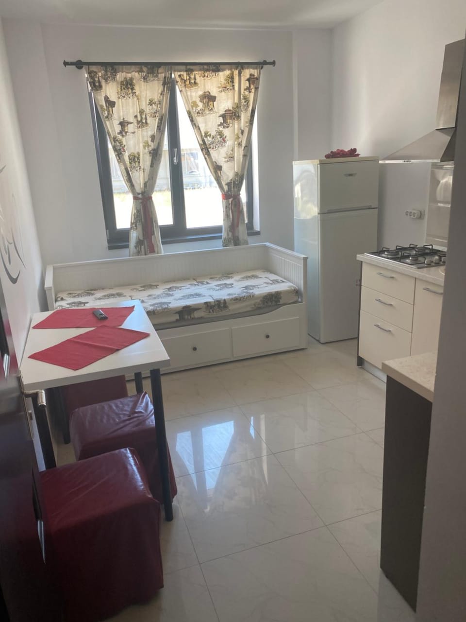 Kitchen or kitchenette, Living room, Dining area, Area and facilities