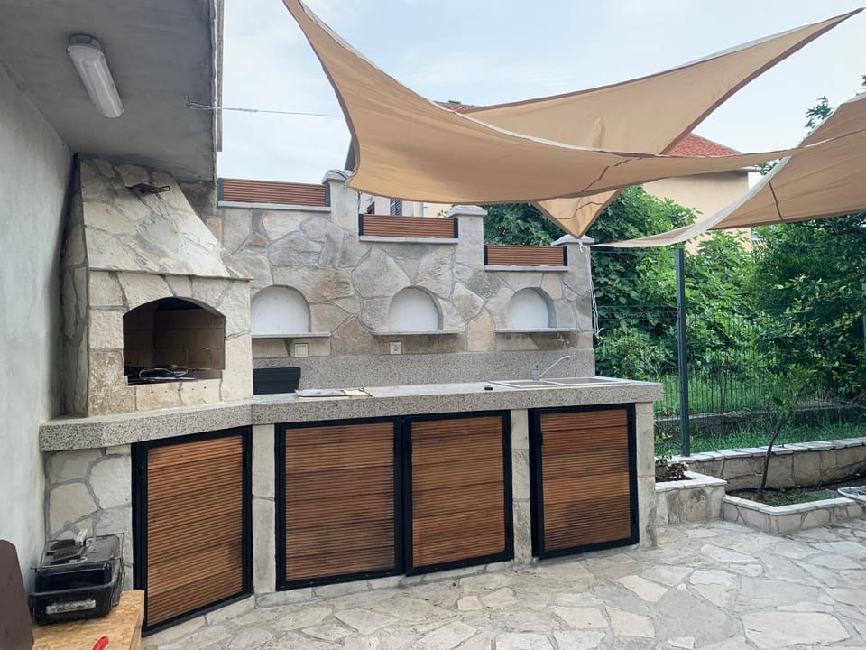 BBQ facilities, Garden