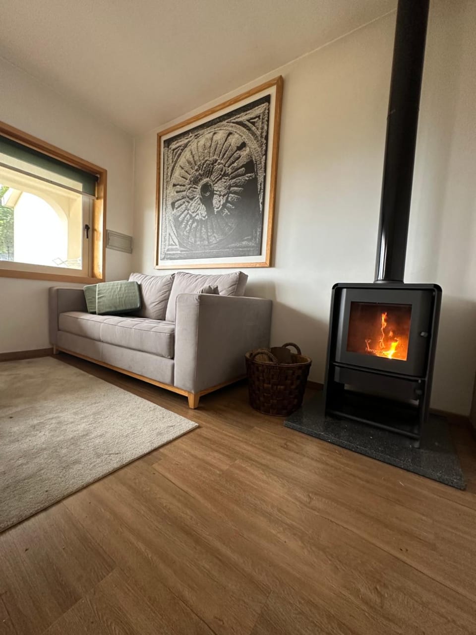 People, Winter, Living room, Bedroom, flat iron