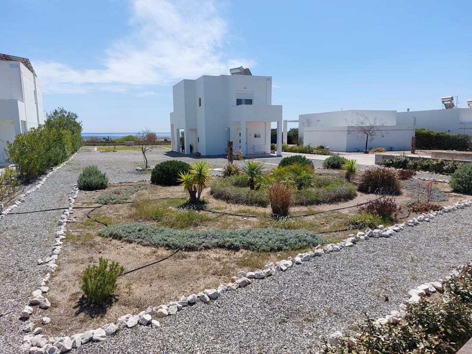 Facade/entrance, Spring, Day, Garden view, Sea view, Location, Parking