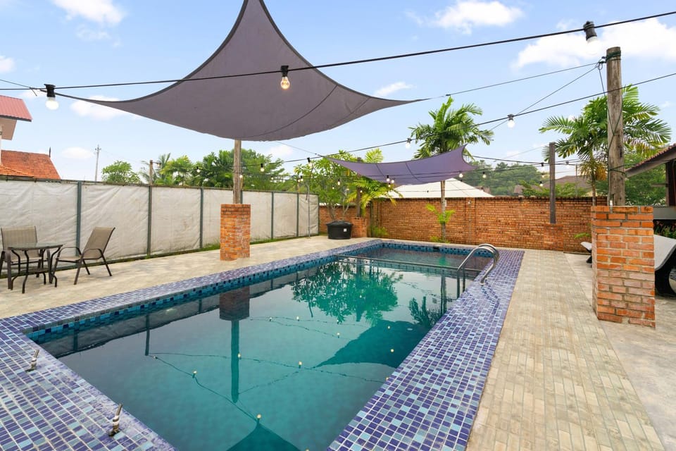 Activities, On site, Pool view, Area and facilities, Swimming pool, Family