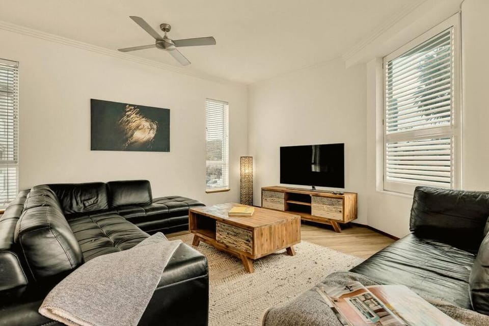 Waves 203 on Currumbin Apartment in Gold Coast