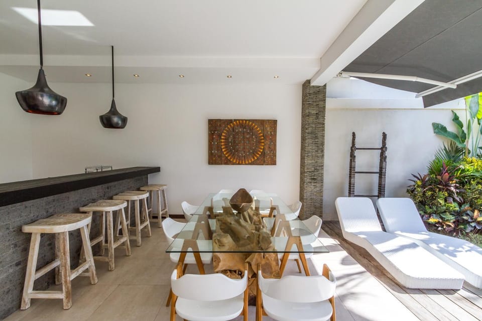 Villa Nala - Amazing 3-Bedroom in Seminyak Villa in Kuta