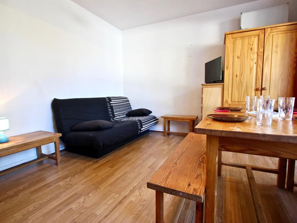 Studio douillet près des pistes, accepte animaux - FR-1-340-167 Apartment in Provence