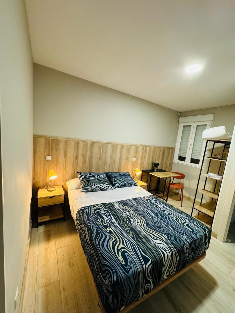 Hospedaje Los Rosales Bed and Breakfast in Madrid