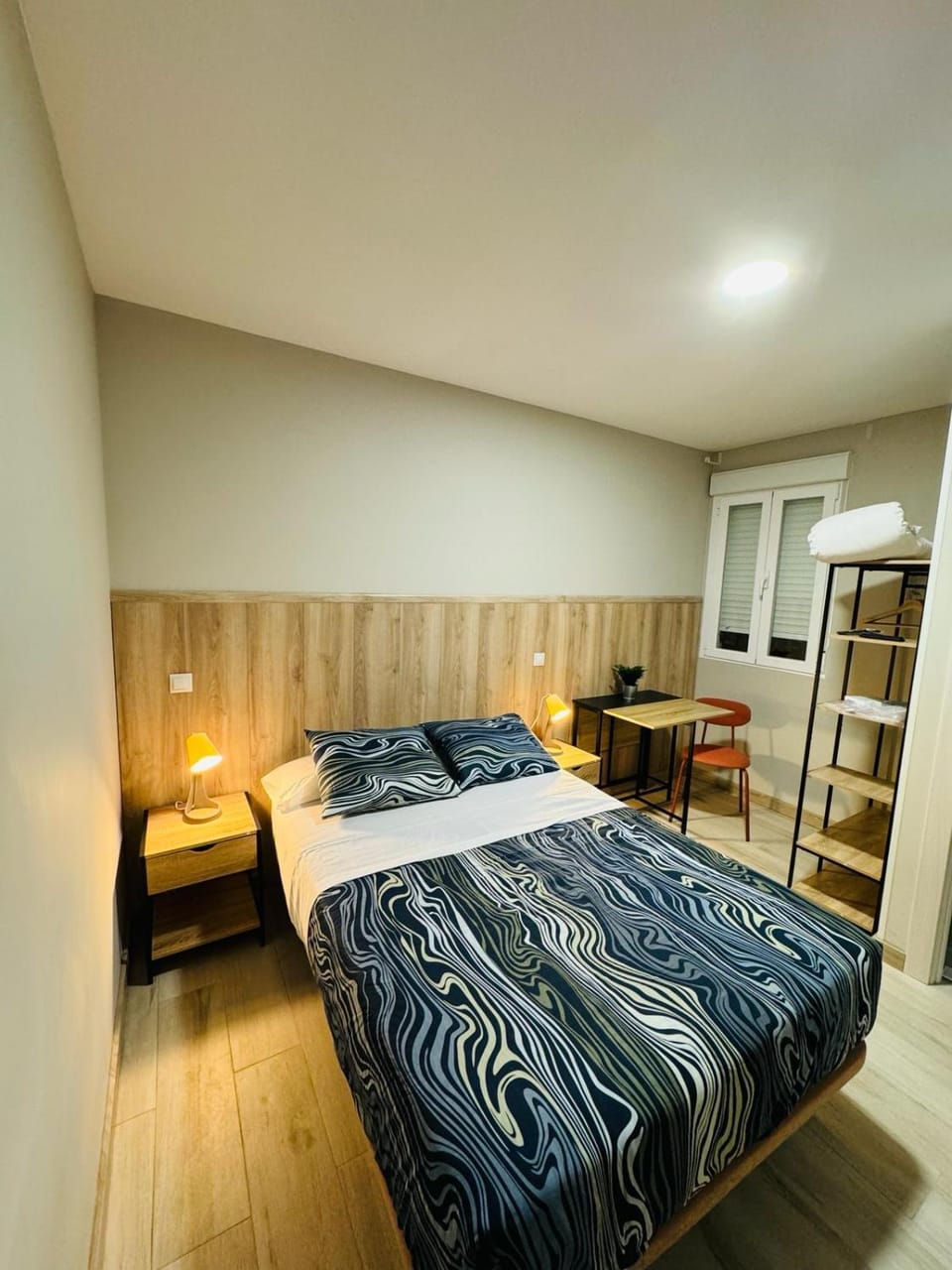 Hospedaje Los Rosales Bed and Breakfast in Madrid