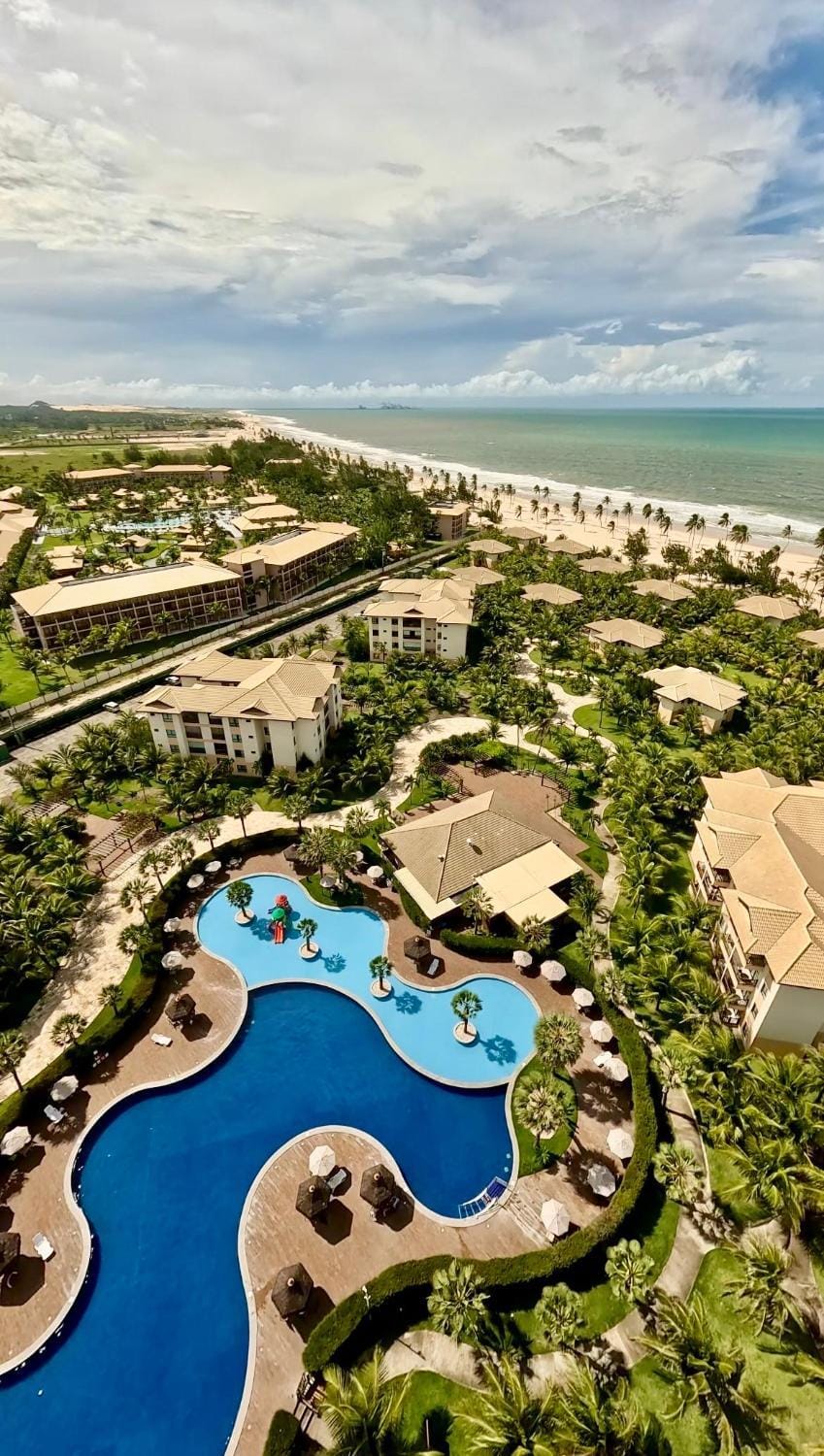 Property building, Restaurant/places to eat, Bird's eye view, Beach, Swimming pool