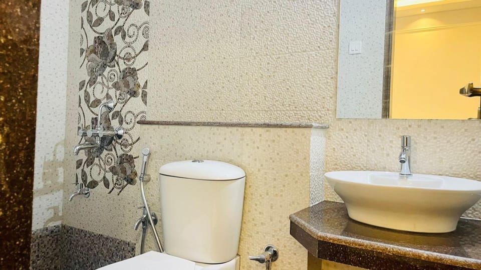 Monarch Suites Resort in Candolim