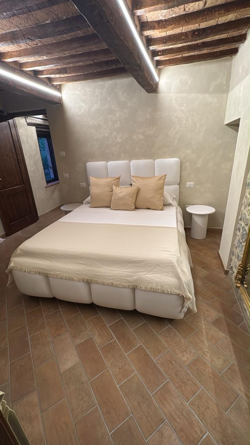 Casale Serena 1912 Farm Stay in Umbria