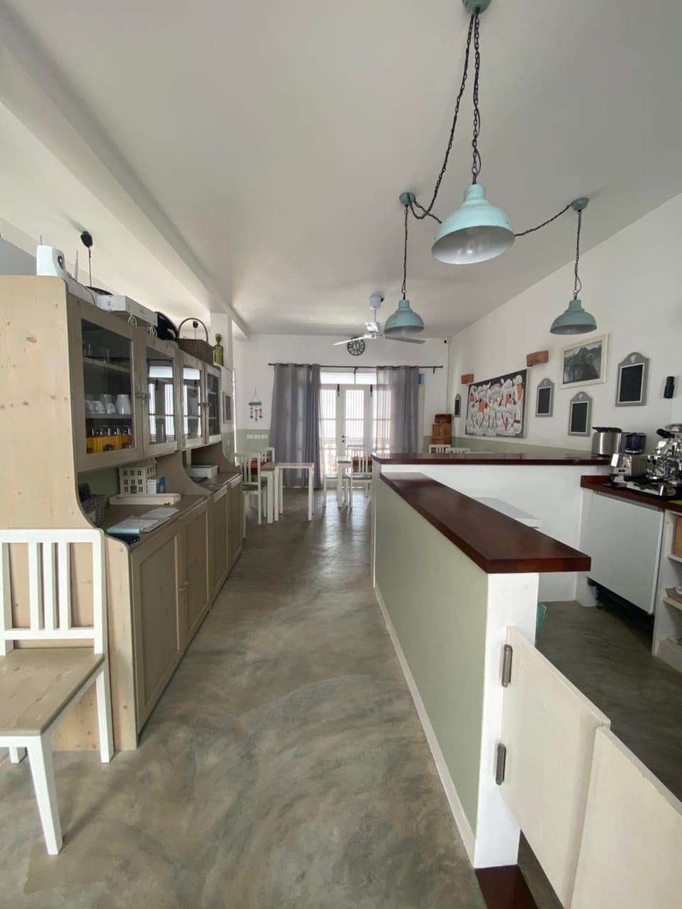 Coffee/tea facilities