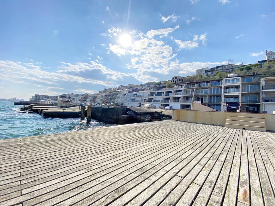 Будинок з приватним пірсом та морем Совіньон House in Odessa