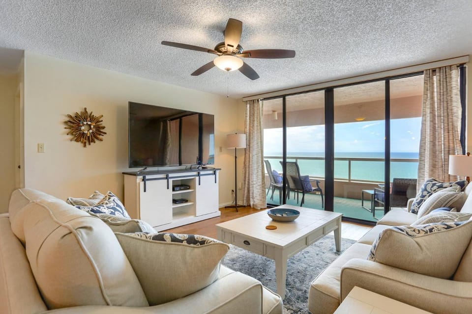 12B Crescent Beach Club House in Sand Key