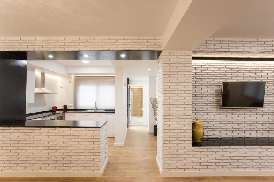 TV and multimedia, Kitchen or kitchenette