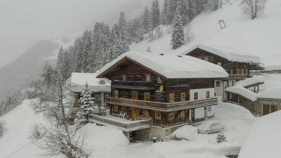 Property building, Winter
