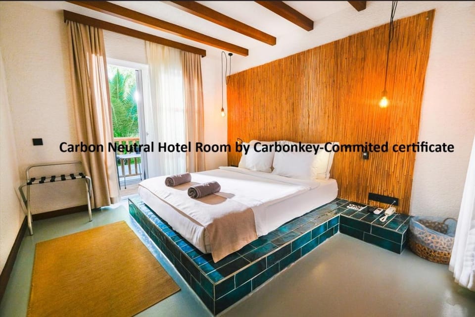 Bed, Bedroom, Text overlay