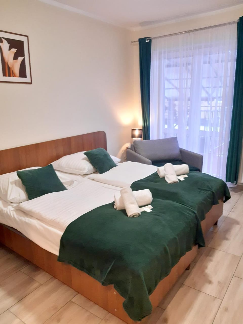 Photo of the whole room