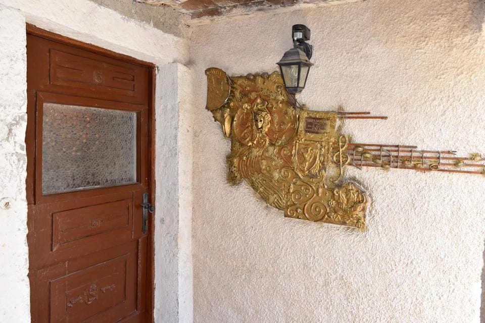 Decorative detail