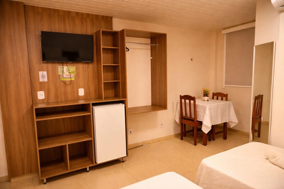 TV and multimedia, Bedroom, wardrobe
