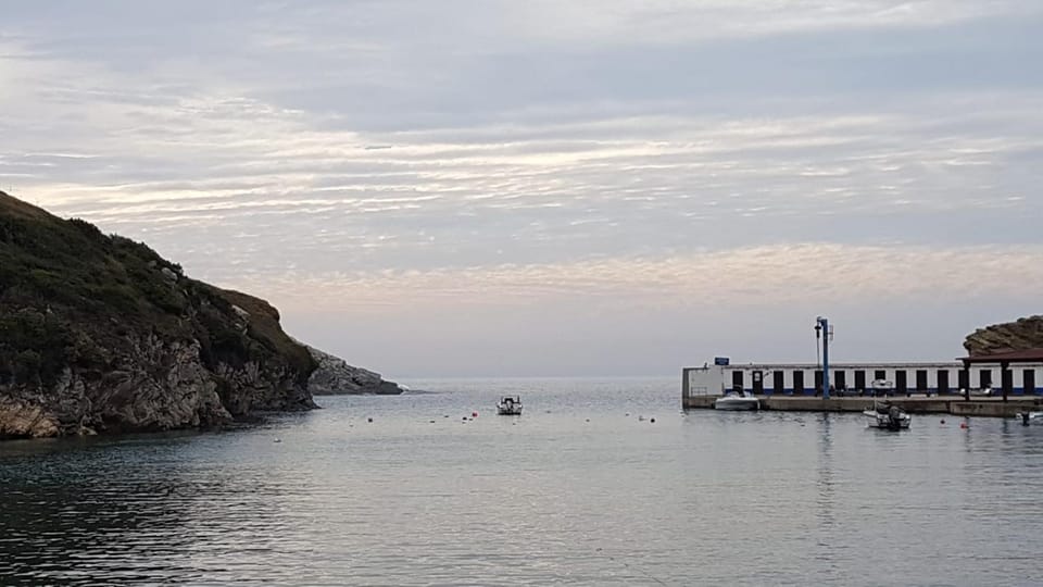 Off site, Autumn, Sea view, Time of day