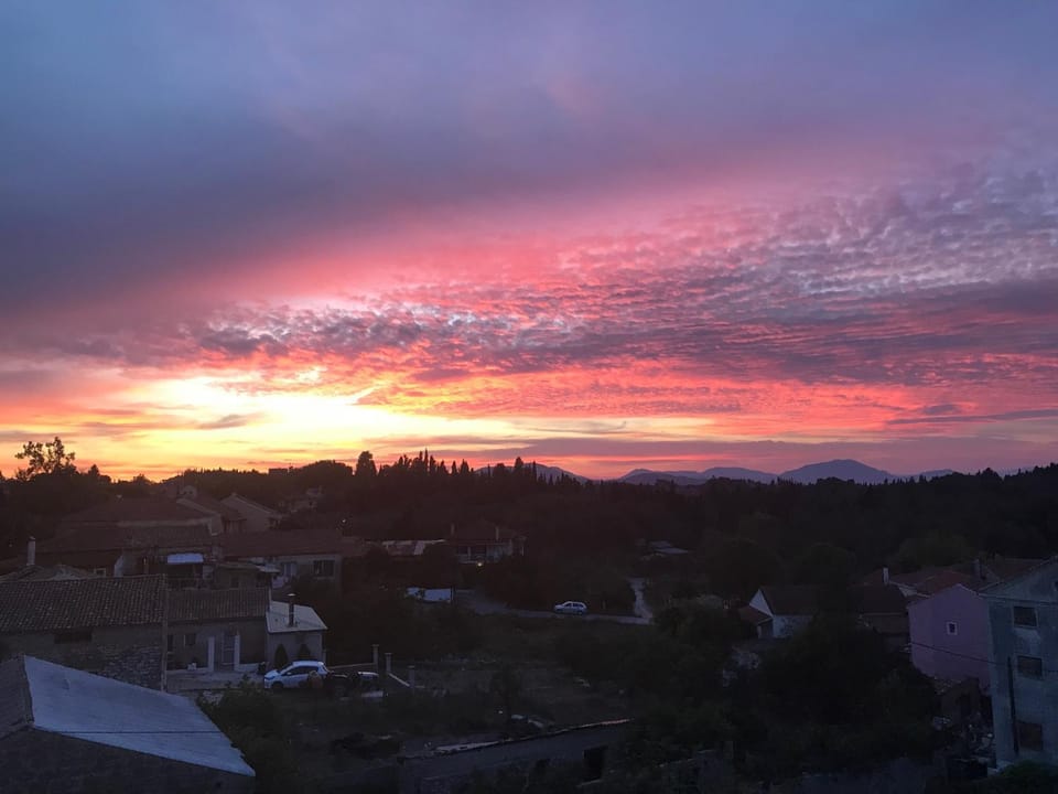 View (from property/room), Mountain view