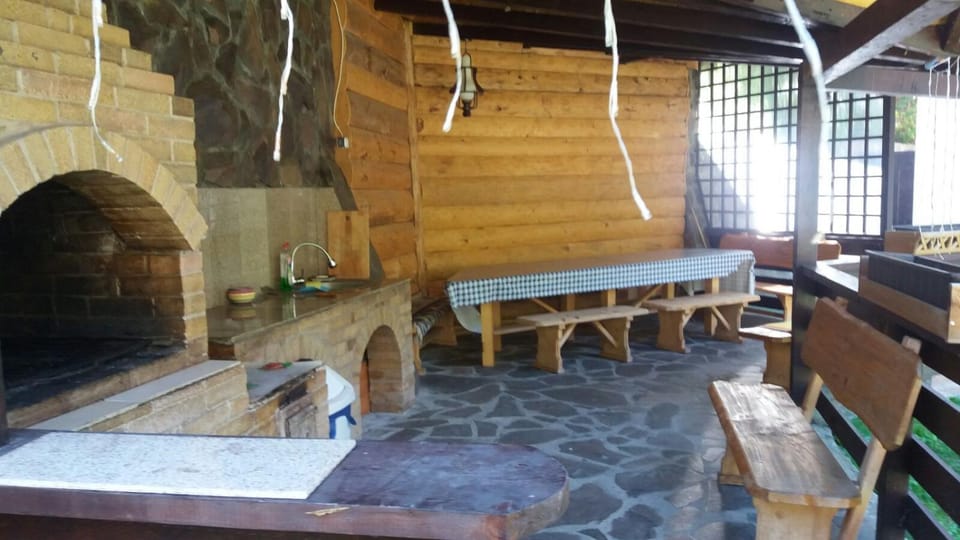 Casa Fulg de Nea Bed and Breakfast in Brașov County