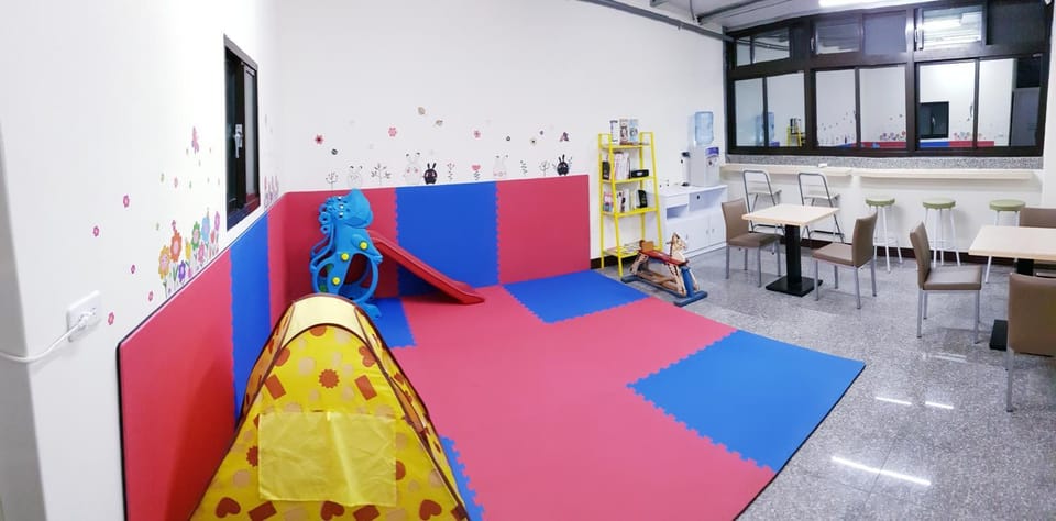 Communal lounge/ TV room, Game Room