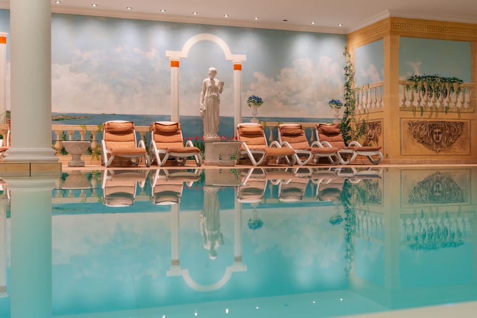 Pool view, Swimming pool