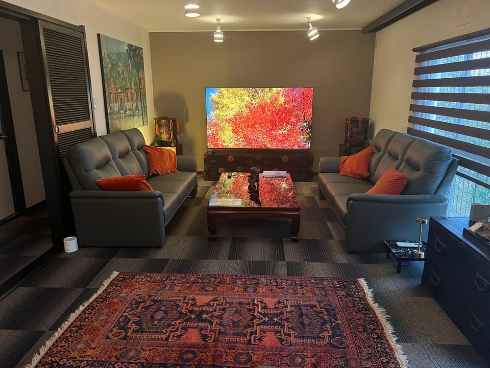 Communal lounge/ TV room, Evening entertainment